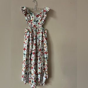 FLORAL CUFFED SHOULDER DRESS. Brand: LUSH. Size Medium